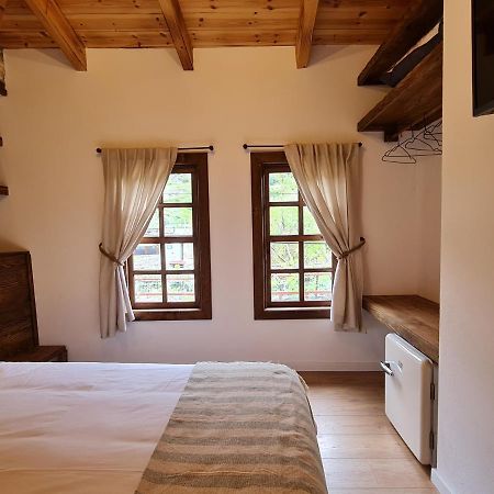 Hotel N'Gorice Berat Exterior foto