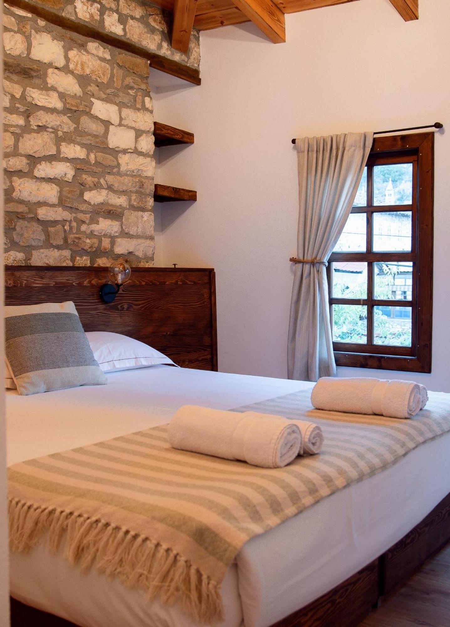Hotel N'Gorice Berat Exterior foto